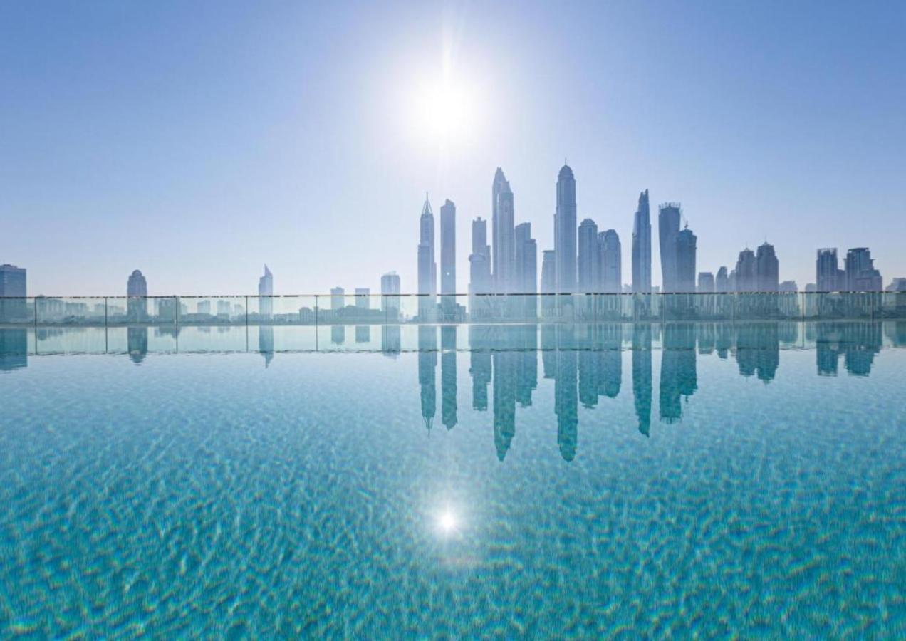 Ultra Luxury Emaar Beachfront - Private Beach And Pool Dubai Ngoại thất bức ảnh
