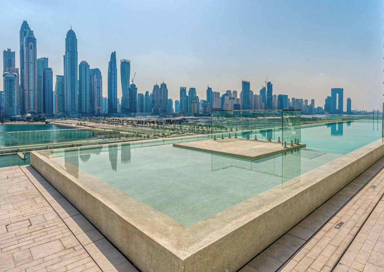 Ultra Luxury Emaar Beachfront - Private Beach And Pool Dubai Ngoại thất bức ảnh