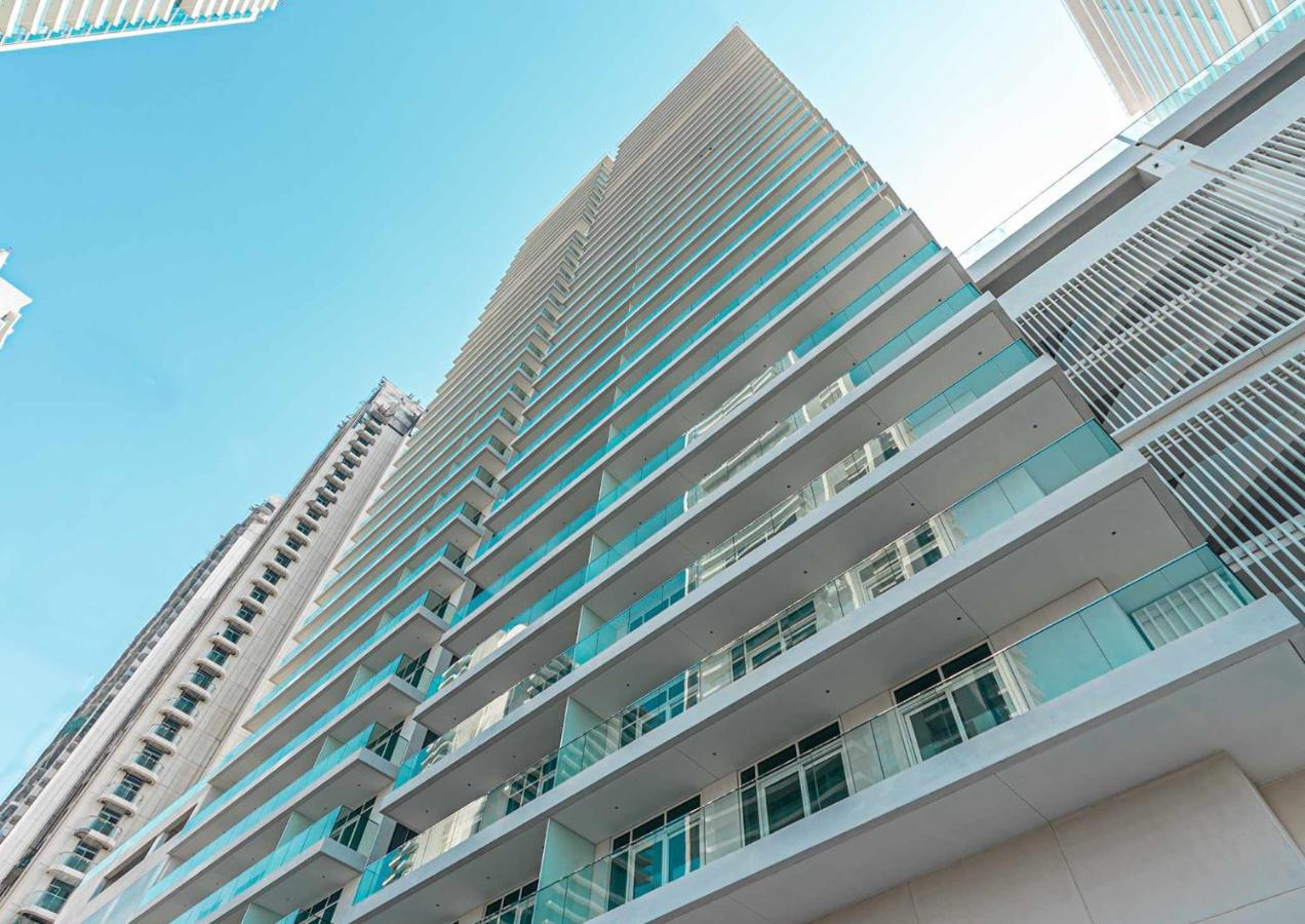 Ultra Luxury Emaar Beachfront - Private Beach And Pool Dubai Ngoại thất bức ảnh