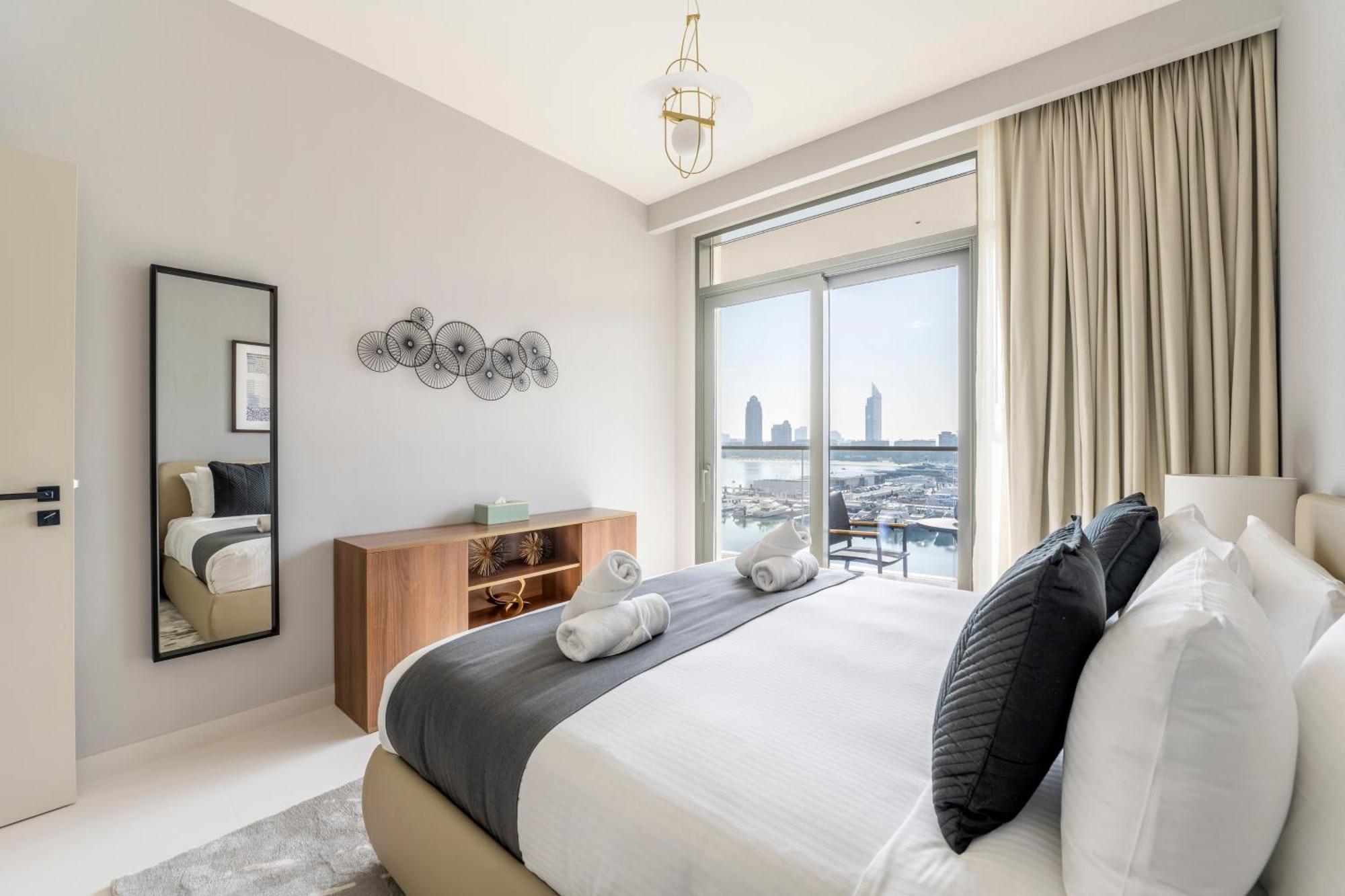 Ultra Luxury Emaar Beachfront - Private Beach And Pool Dubai Ngoại thất bức ảnh