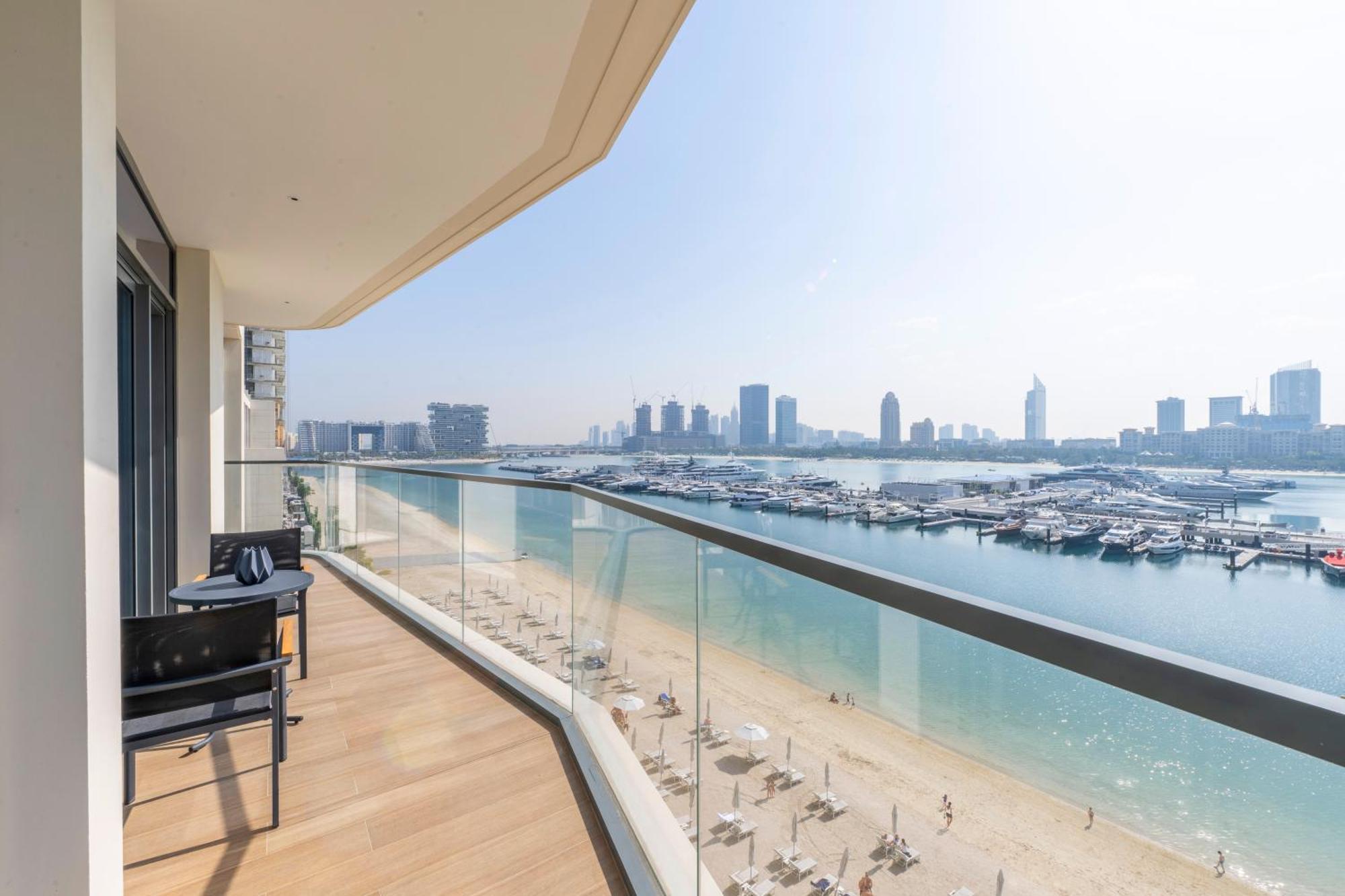 Ultra Luxury Emaar Beachfront - Private Beach And Pool Dubai Ngoại thất bức ảnh