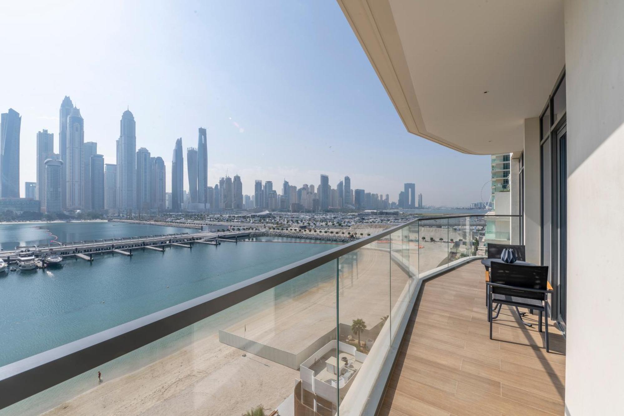 Ultra Luxury Emaar Beachfront - Private Beach And Pool Dubai Ngoại thất bức ảnh